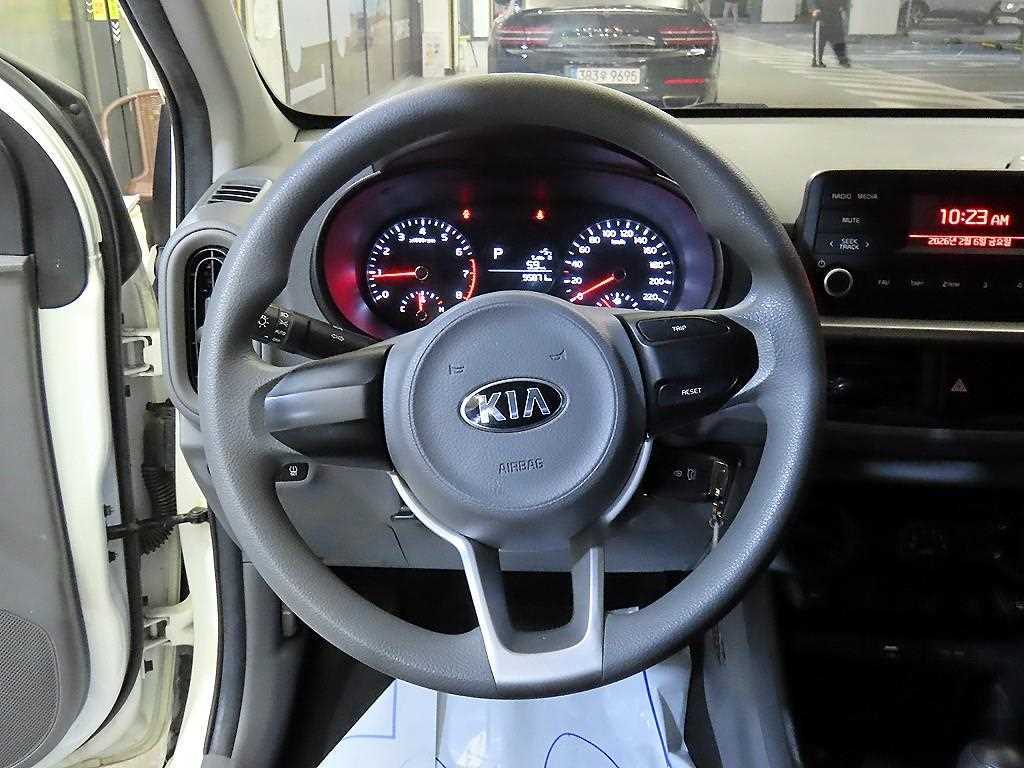 Kia Morning Standard 9