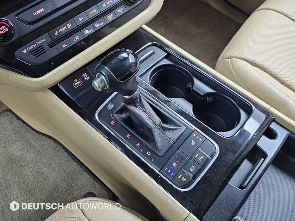 Kia Carnival Diesel Prestige 10