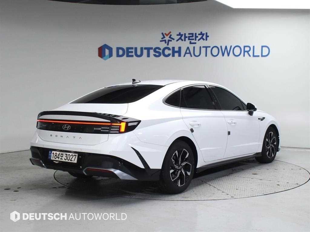 Hyundai Sonata Gasoline 1.6 Turbo Exclusive — фото 2