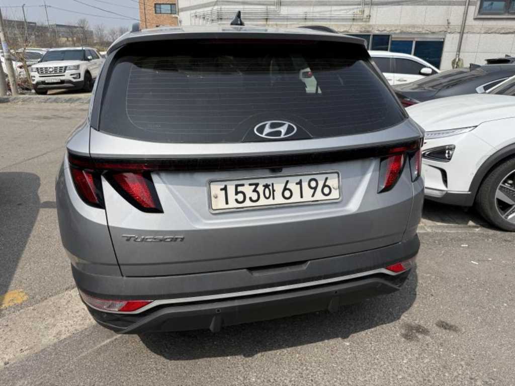 Hyundai Tucson 2WD Premium 7