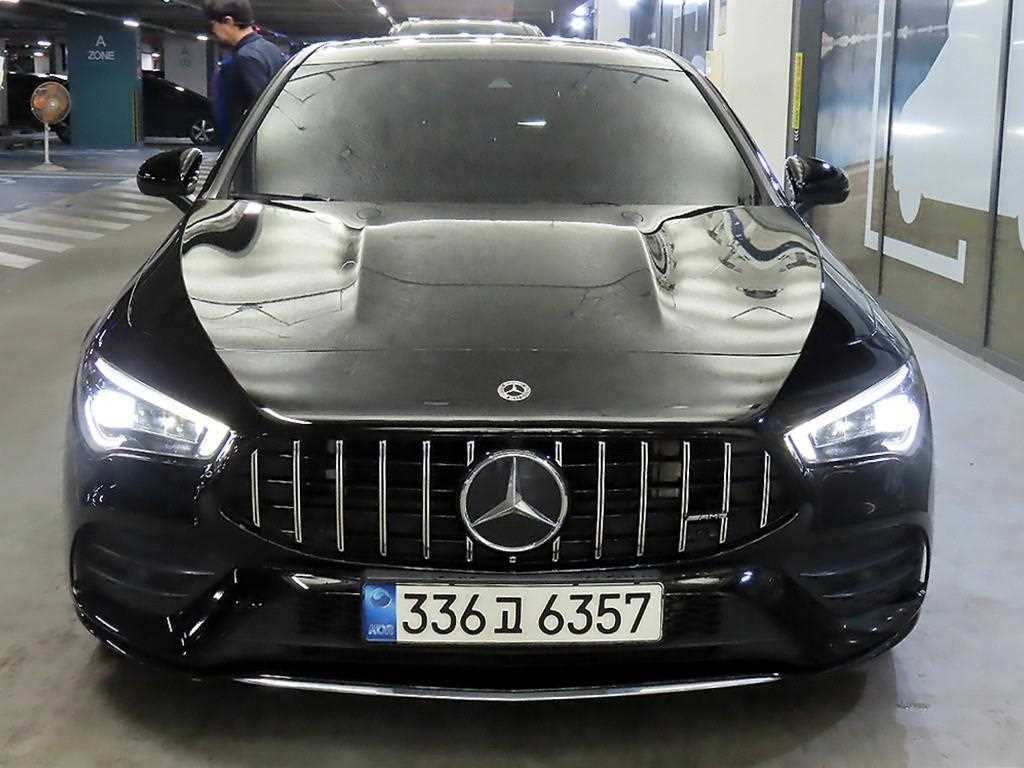 Mercedes-Benz CLA-Class CLA250 4MATIC 3