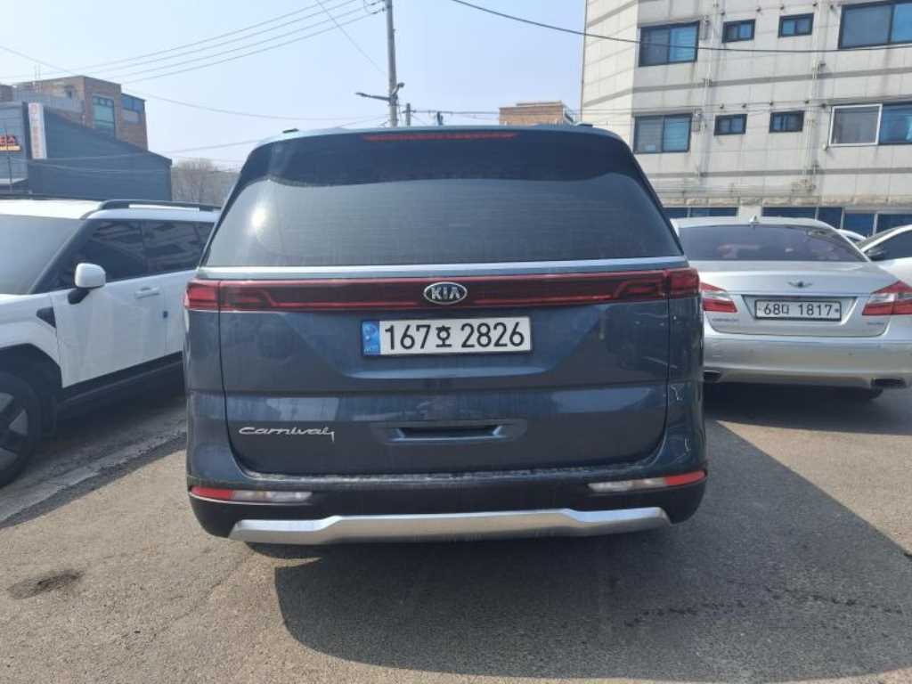 Kia Carnival Diesel Noblesse 4