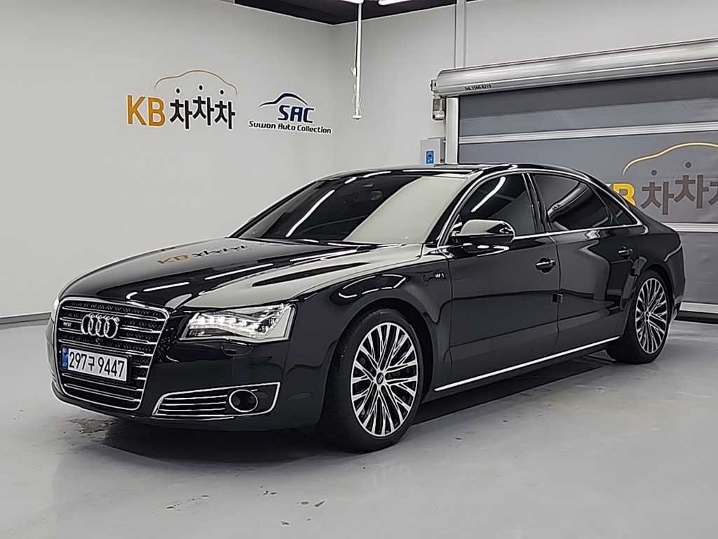 뉴A8 6.3 FSI 콰트로 LWB 2014년식