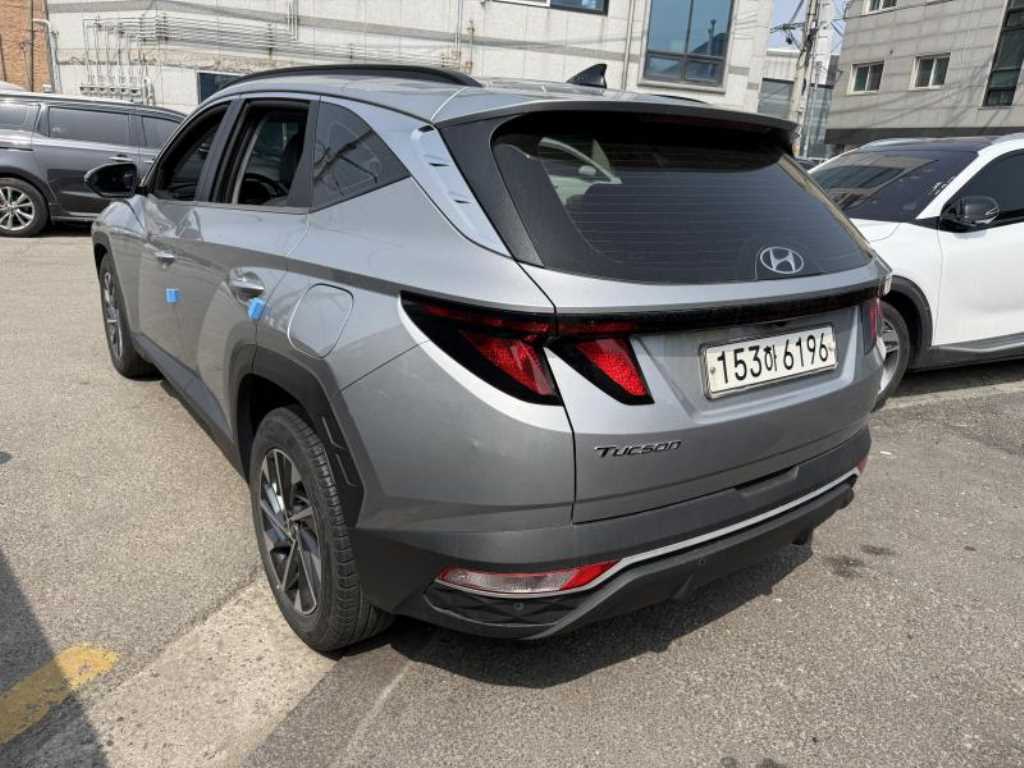Hyundai Tucson 2WD Premium 4