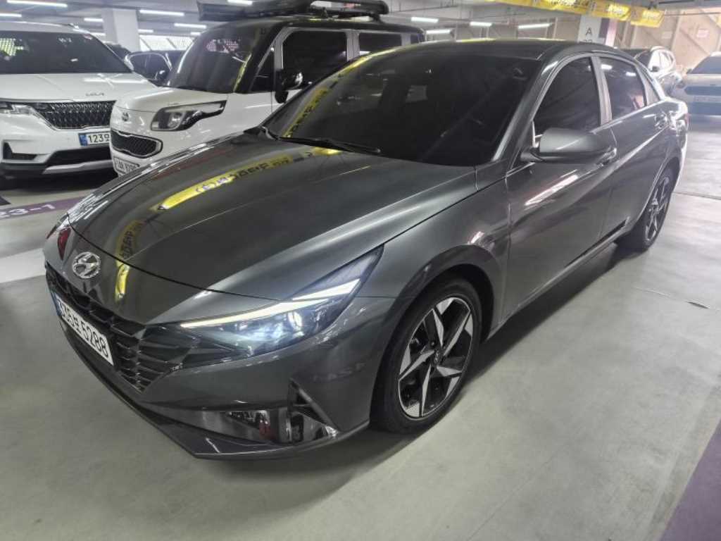 Hyundai Avante 1.6 Inspiration 3