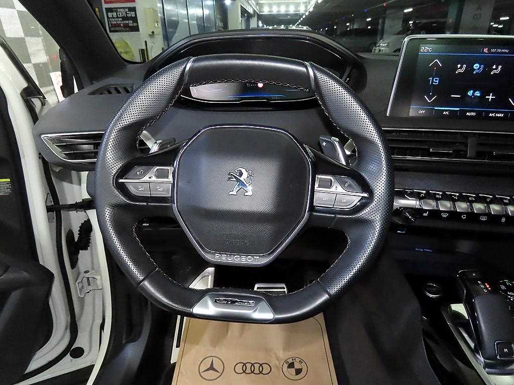 Peugeot 3008 1.6 BlueHDi GT Line 9