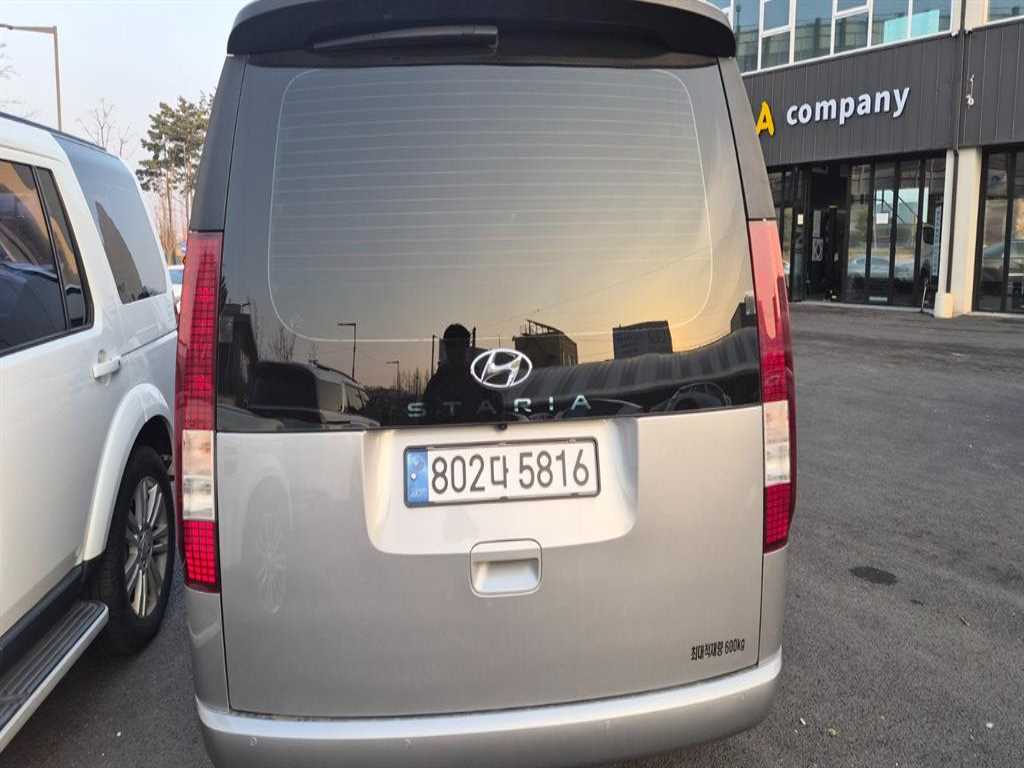 Hyundai Staria LPG Cargo Modern 4
