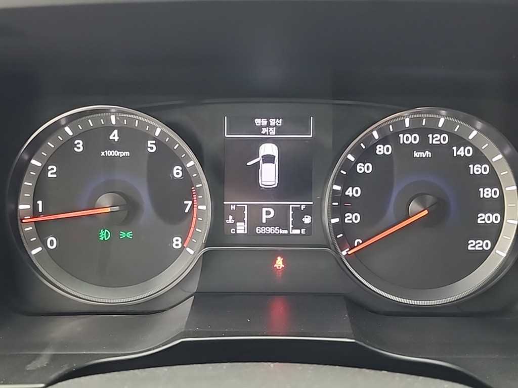 KG Mobility (Ssangyong) Tivoli 2WD Gasoline 1.5 V3 7