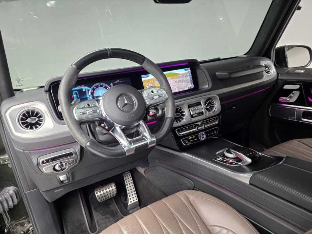 Mercedes-Benz G-Class AMG G63 Manufacture 10