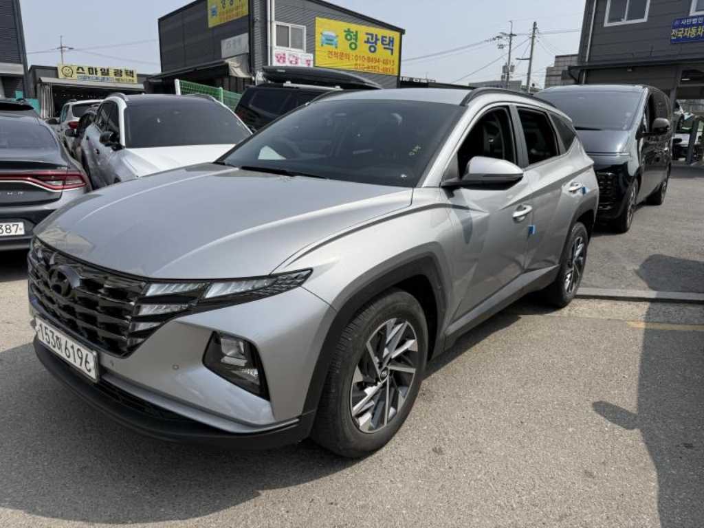 Hyundai Tucson 2WD Premium 3