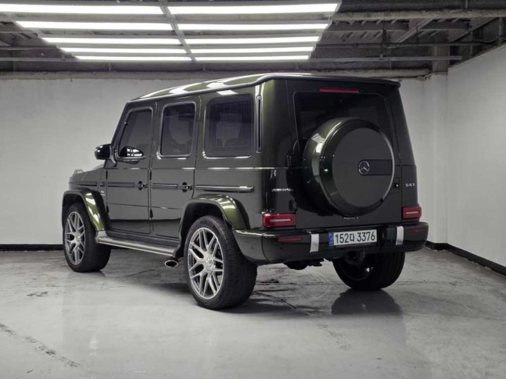 Mercedes-Benz G-Class AMG G63 Manufacture 3