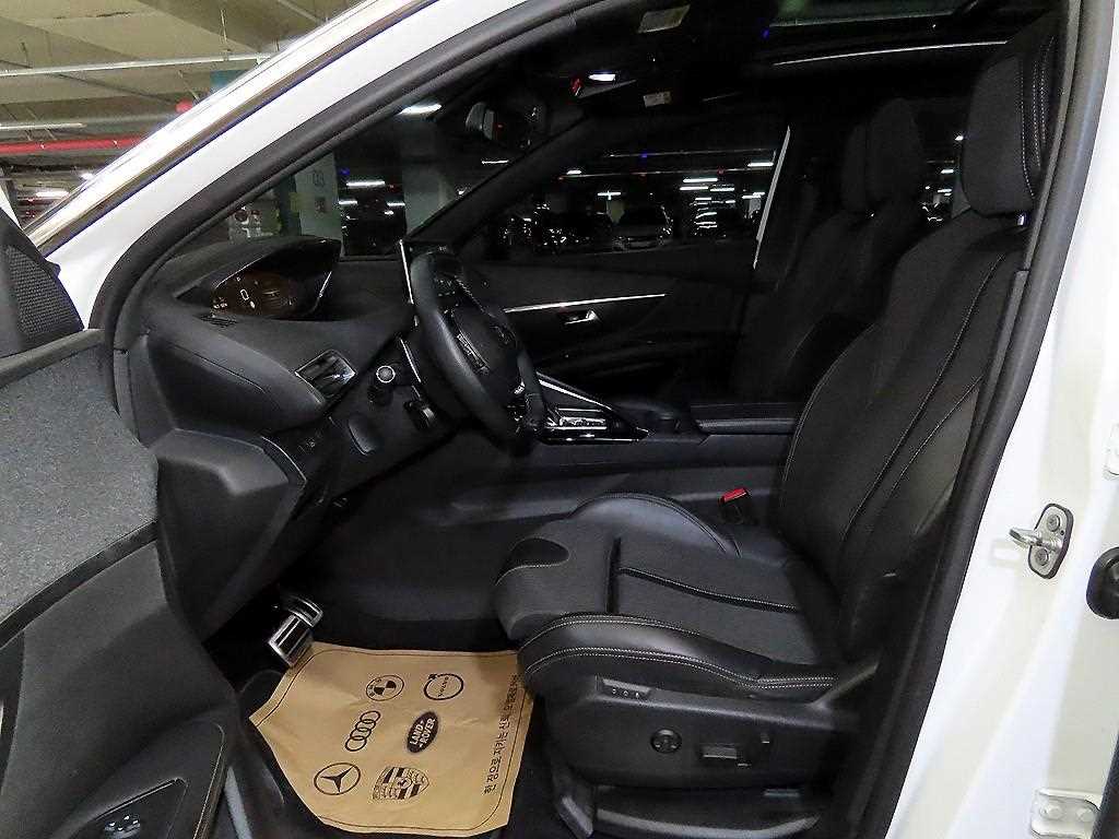 Peugeot 3008 1.6 BlueHDi GT Line 7