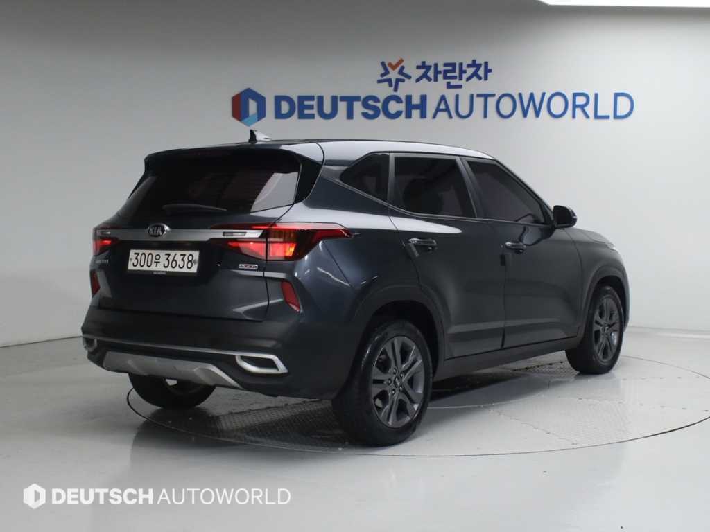 기아 셀토스 가솔린 1.6 터보 2WD 프레스티지 사진 2/20