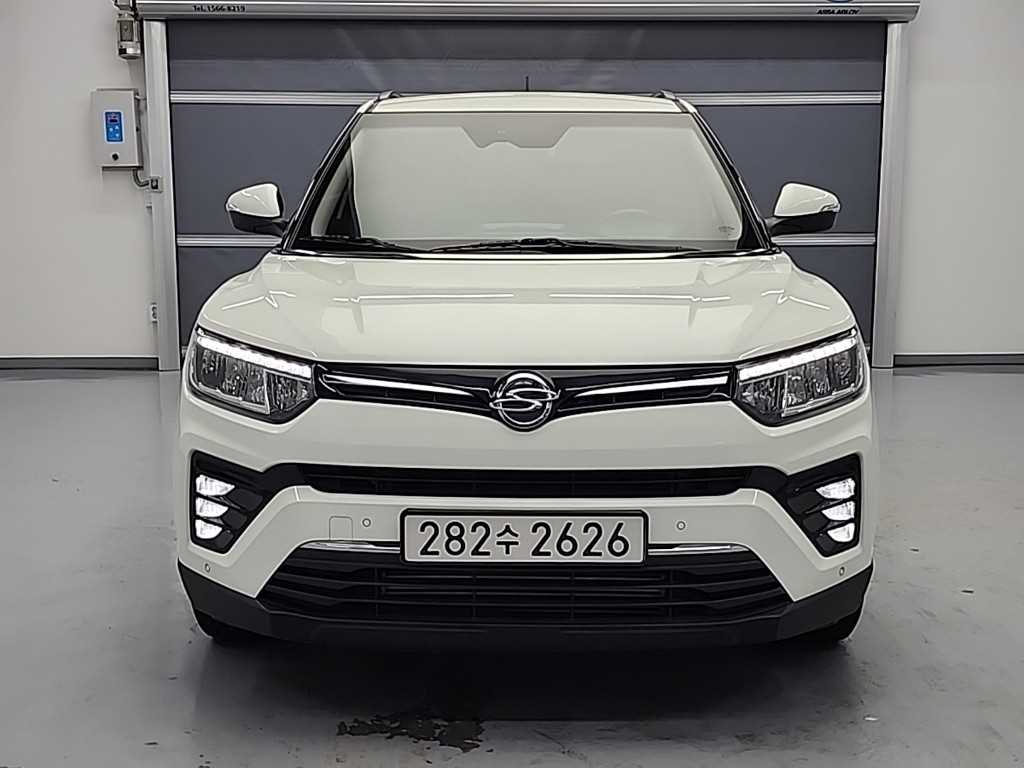 KG Mobility (Ssangyong) Tivoli 2WD Gasoline 1.5 V3 — фото 2
