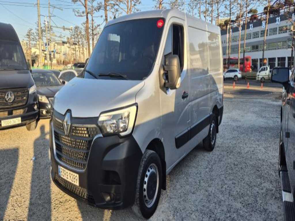 Renault Master 2.3 S 3