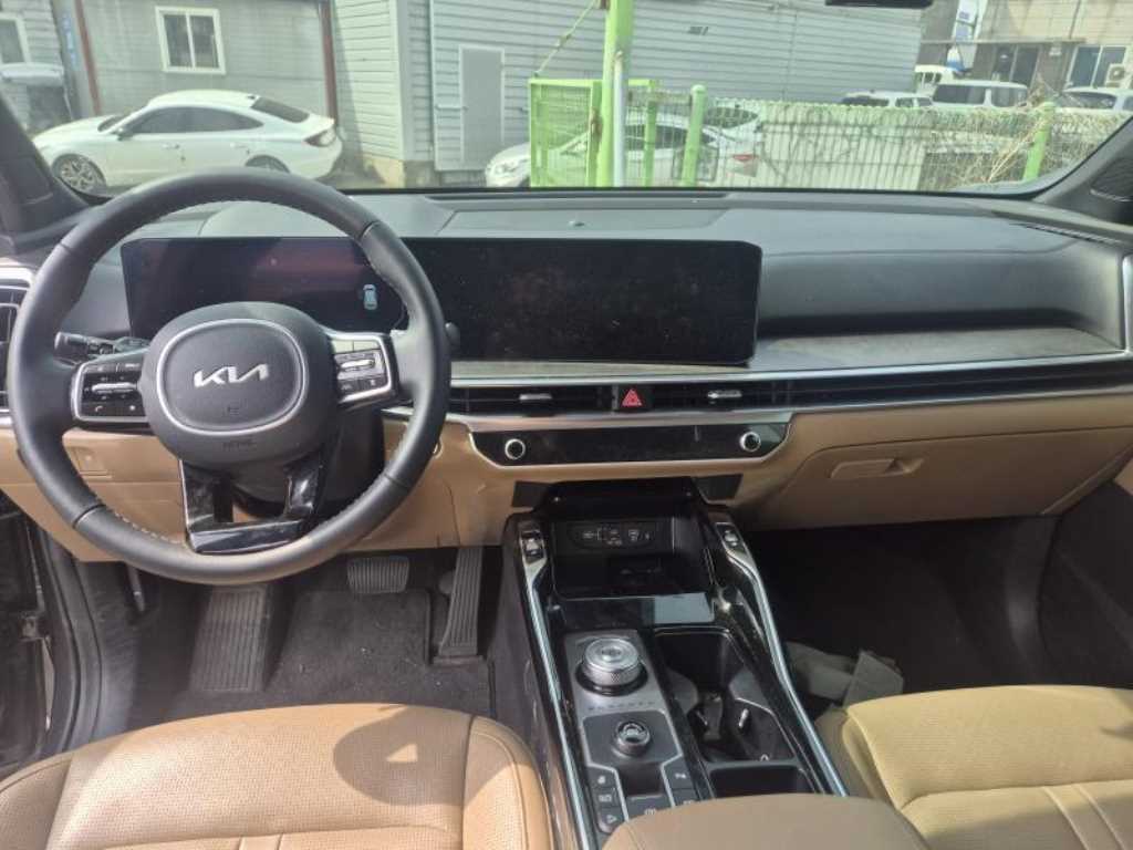 Kia Sorento 1.6T 2WD Prestige 4