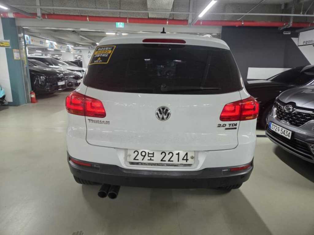 Volkswagen Tiguan 2.0 TDI Premium 5