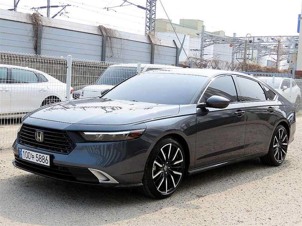어코드(11세대) 2.0 하이브리드 투어링 2024년식