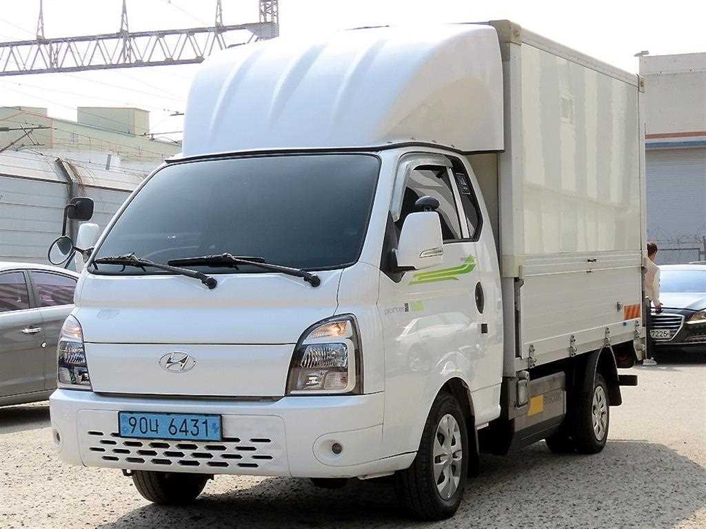 Hyundai Porter Manual/ Super Cab/ Long Wheelbase 3