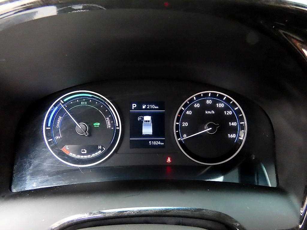 Hyundai Porter 1.0 Ton/ Super Cab/ Long Wheelbase 10