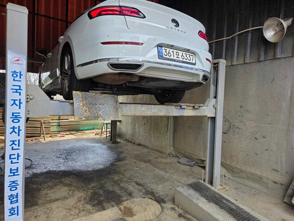 Volkswagen Arteon 2.0 TDI Prestige 3