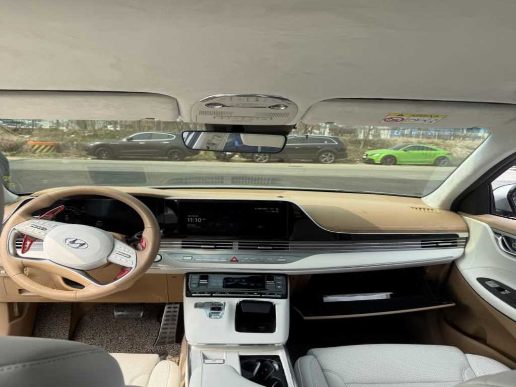 Hyundai Grandeur Calligraphy 8