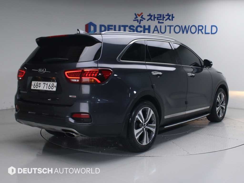 기아 쏘렌토 가솔린 2.0 터보 2WD 노블레스 사진 2/20
