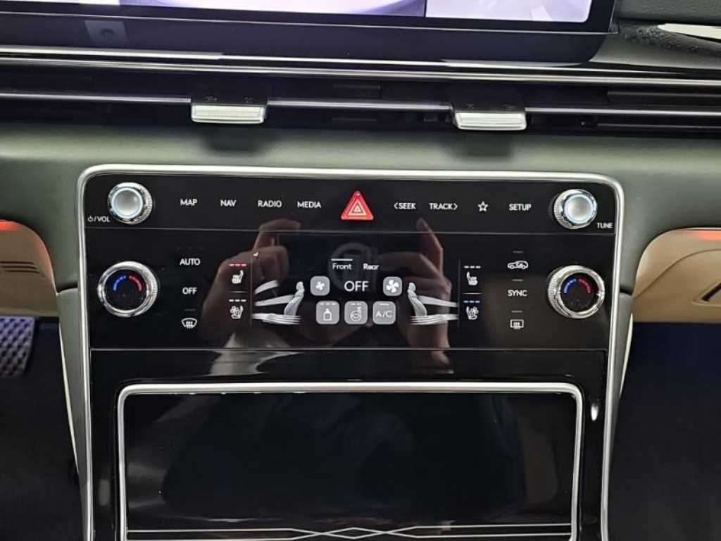 Genesis GV80 Gasoline 2.5T AWD 9