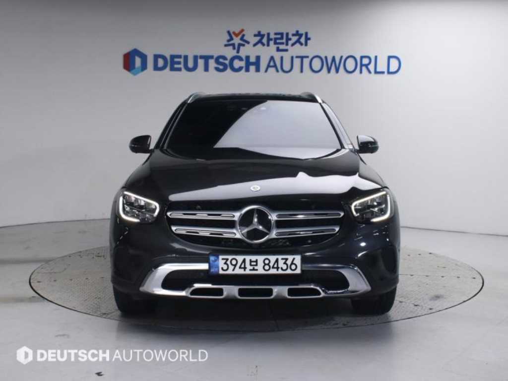 Mercedes-Benz GLC-Class GLC220d 4MATIC 4