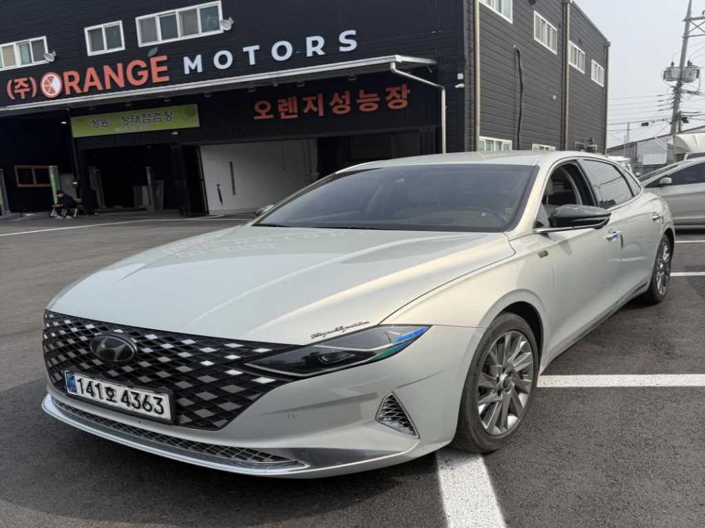 Hyundai Grandeur Calligraphy 3