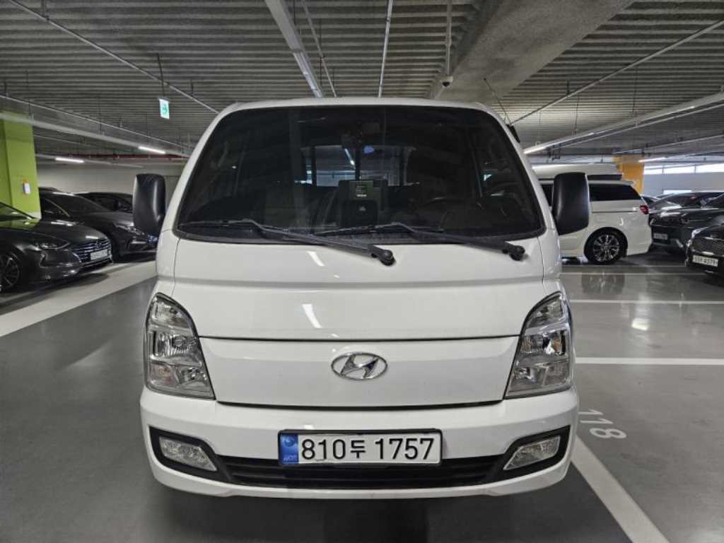 Hyundai Porter Super Cab/ Long Wheelbase/ CRDi Smart