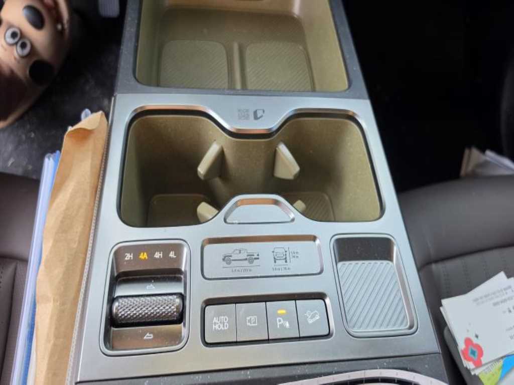 Kia Tasman 2.5 T-GDI 4WD Adventure 10
