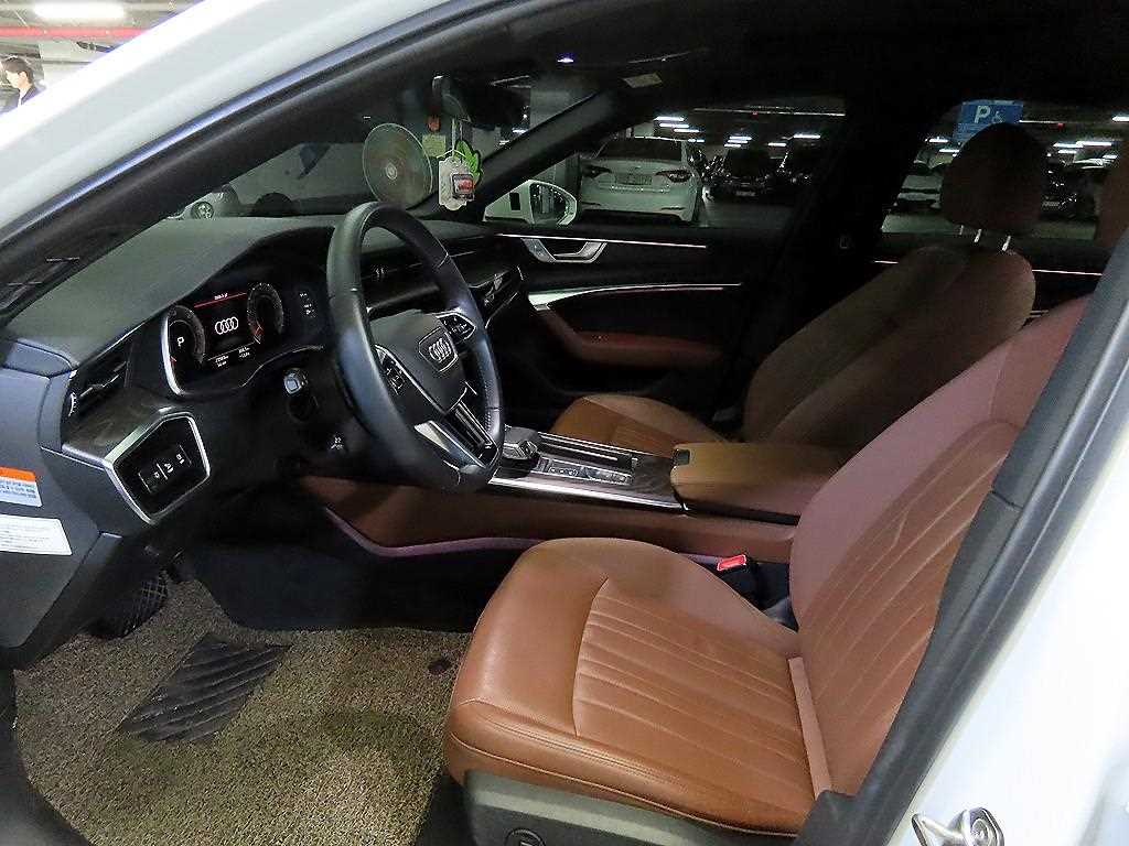 Audi A6 40 TDI Premium 7