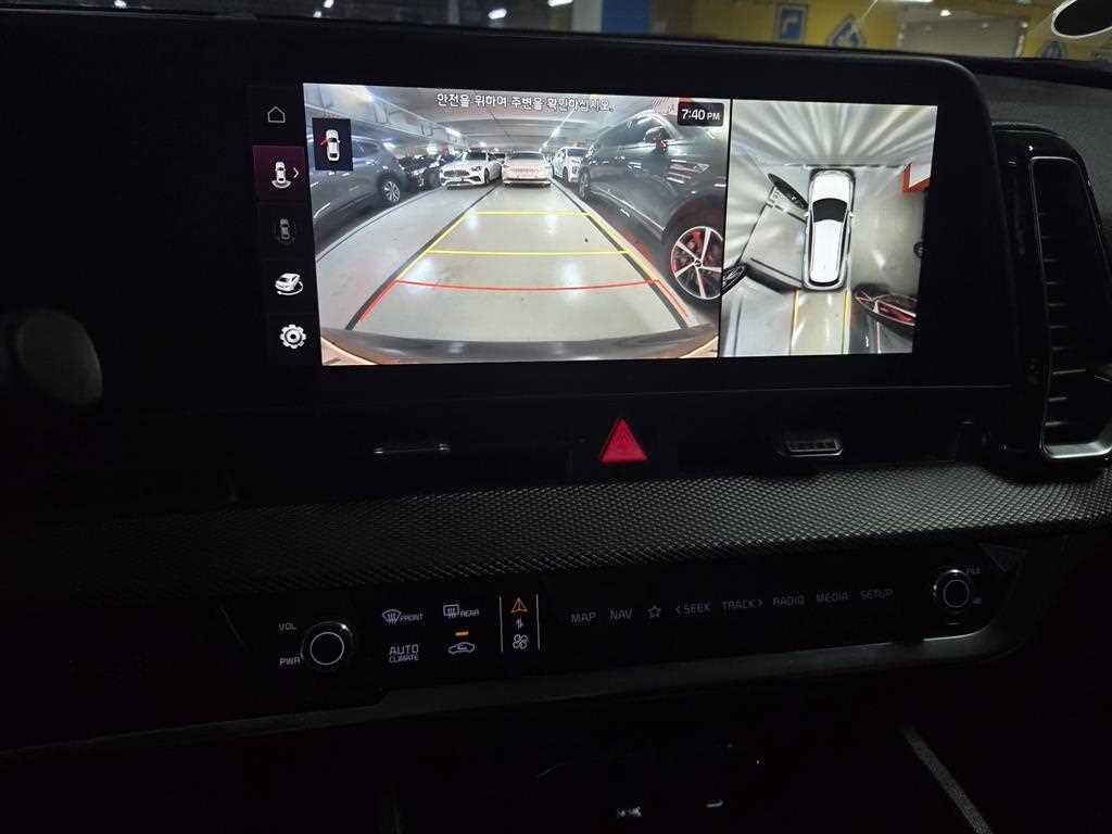 Kia Sportage 1.6 Turbo HEV 2WD Prestige 9