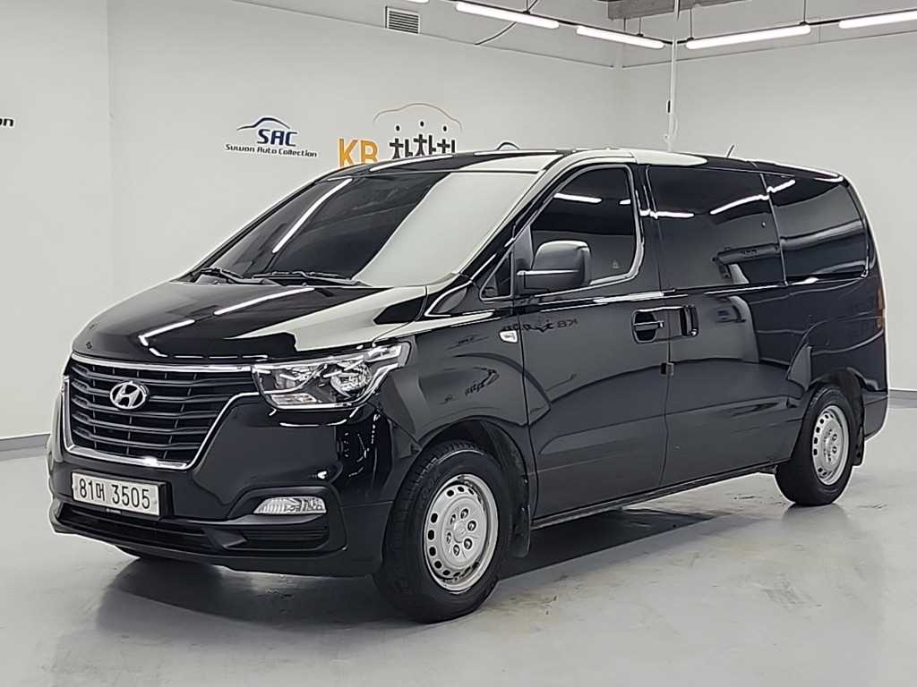 Hyundai Starex 2WD Van Style
