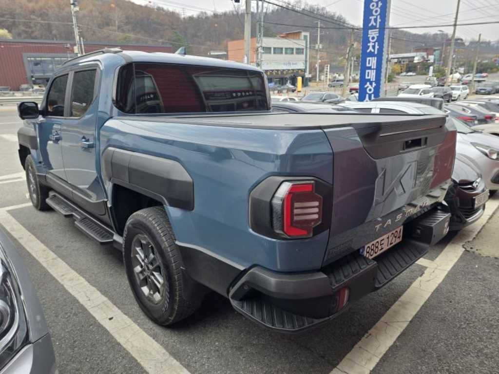 Kia Tasman 2.5 T-GDI 4WD Adventure 7