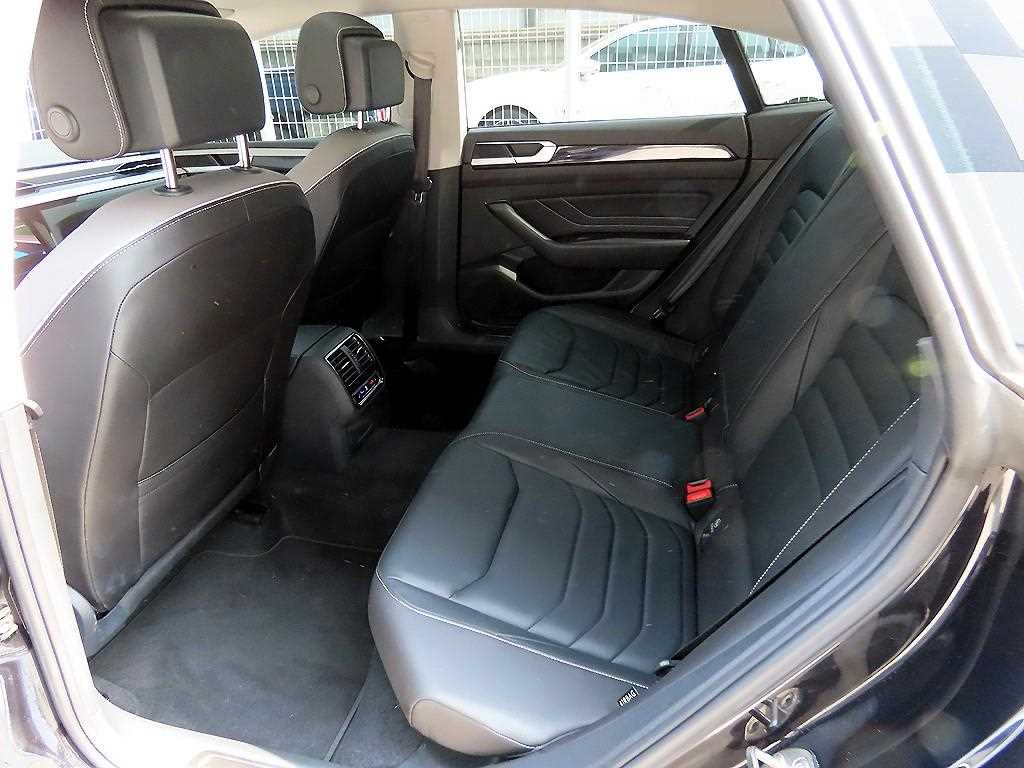 Volkswagen Arteon 2.0 TDI Elegance Prestige 7