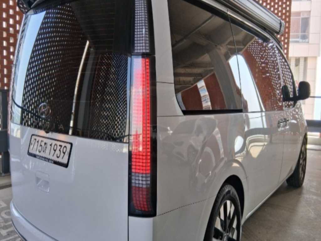 Hyundai Staria Camping Car 2WD Prestige Camper 5