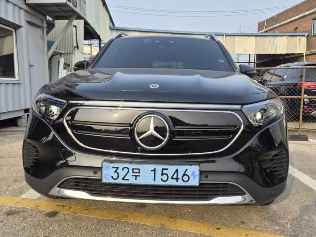 Mercedes-Benz EQB-Class EQB300 4MATIC