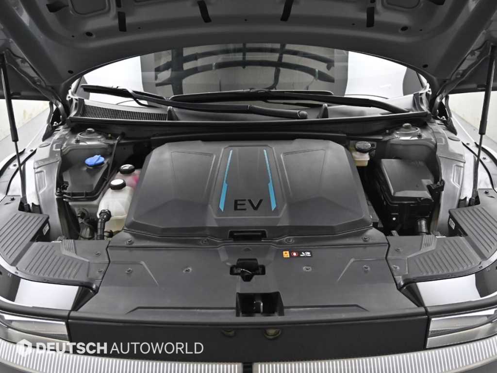 Hyundai IONIQ Long Range Prestige 7