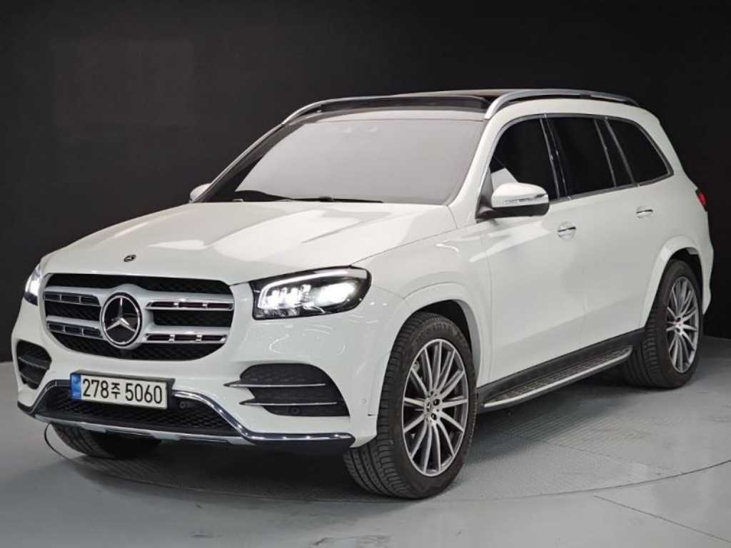 Mercedes-Benz E-Class E300 4MATIC Exclusive 3