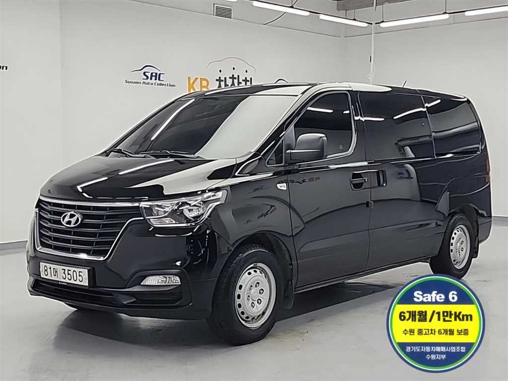 Hyundai Starex 2WD Van Style 2