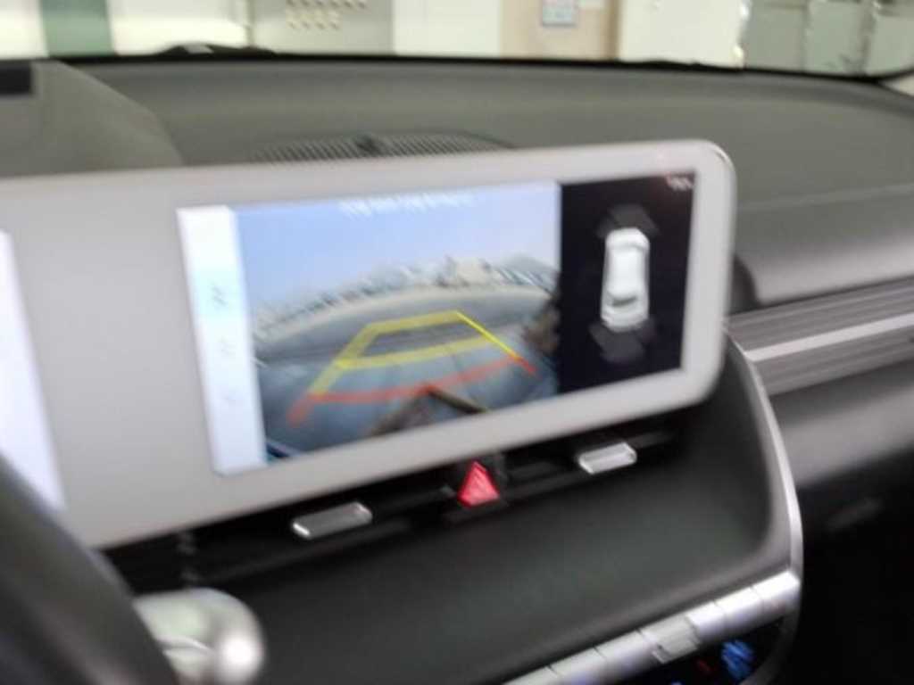 Hyundai IONIQ Long Range Prestige 6