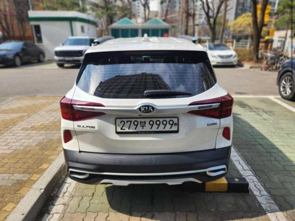 Kia Seltos Gasoline 1.6 Turbo 2WD Noblesse 4
