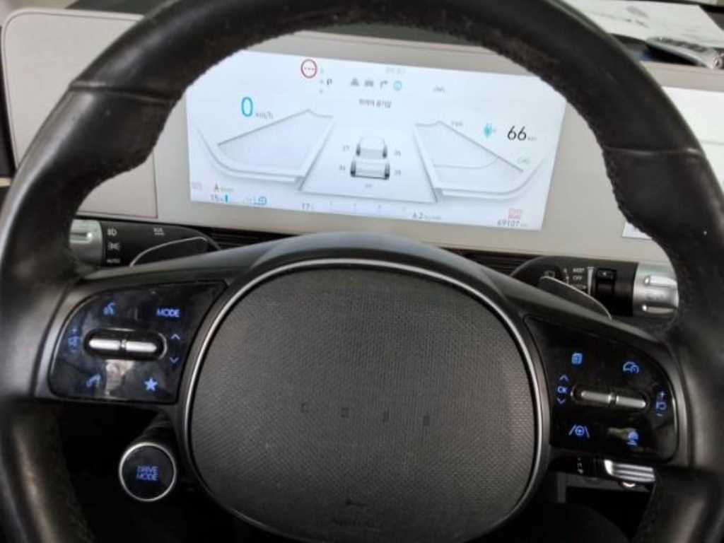 Hyundai IONIQ Long Range Prestige 7