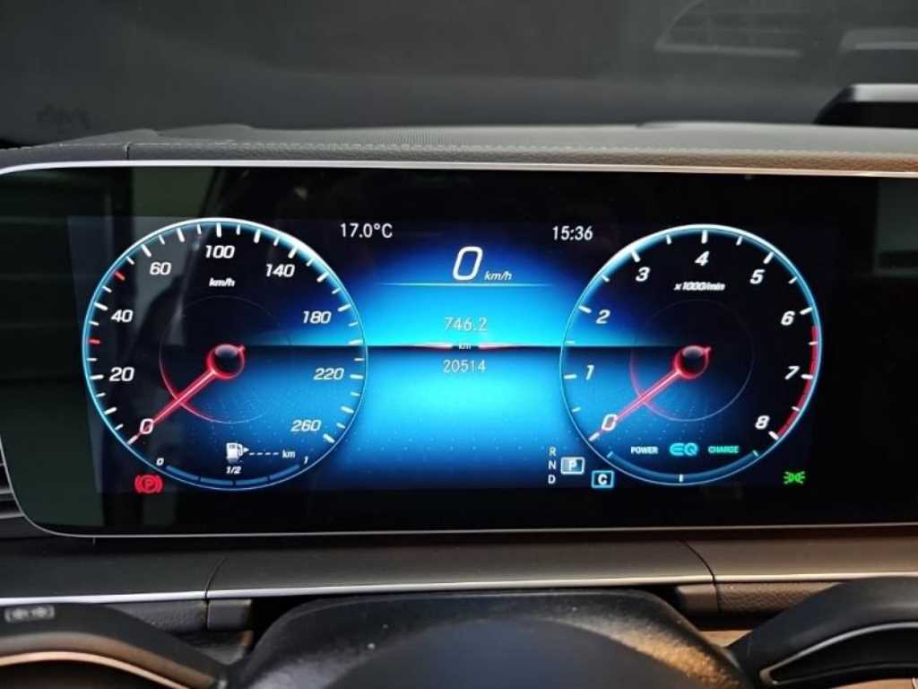 Mercedes-Benz E-Class E300 4MATIC Exclusive 7