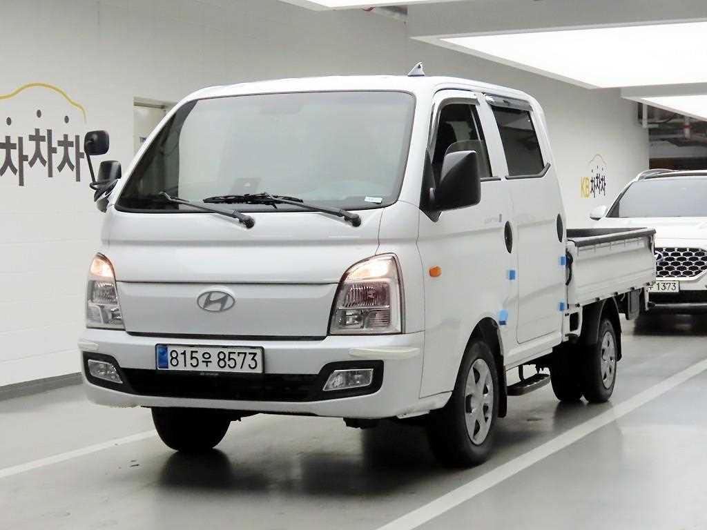Hyundai Porter Double Cab/ Long Wheelbase/ 2WD Smart