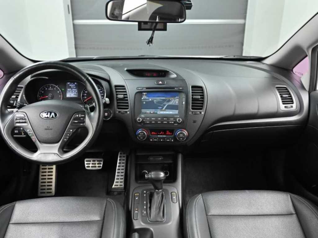 Kia K3 1.6 GDI Noblesse 8