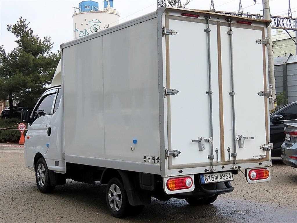 Hyundai Porter Super Cab/ Long Wheelbase 4