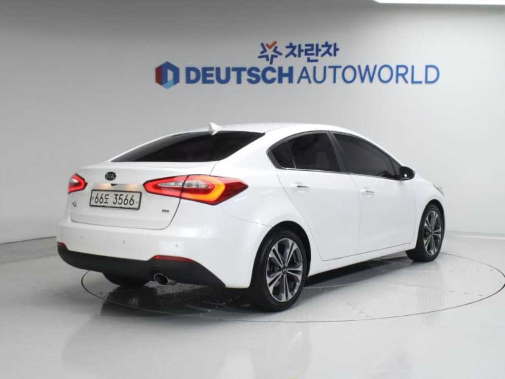 Kia K3 1.6 GDI Noblesse 3